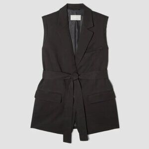 Everlane “The Sleeveless Blazer” in Black – Worn Twice, Size 12
